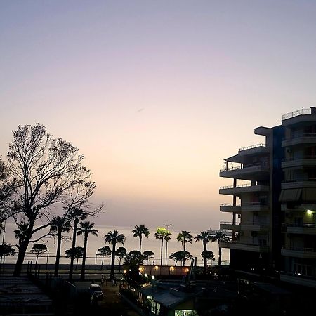 Hotel Noel Vlorë エクステリア 写真