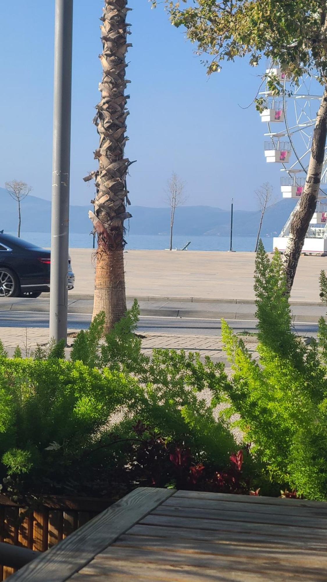 Hotel Noel Vlorë エクステリア 写真